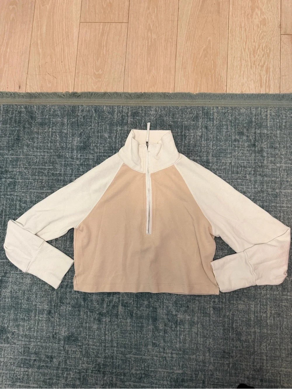 Cropped Raglan Half-Zip Pullover - Cream & Tan